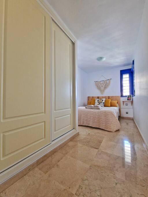 Appartamento Acogedor Piso Con Terraza Y Parking! Benalmádena Esterno foto